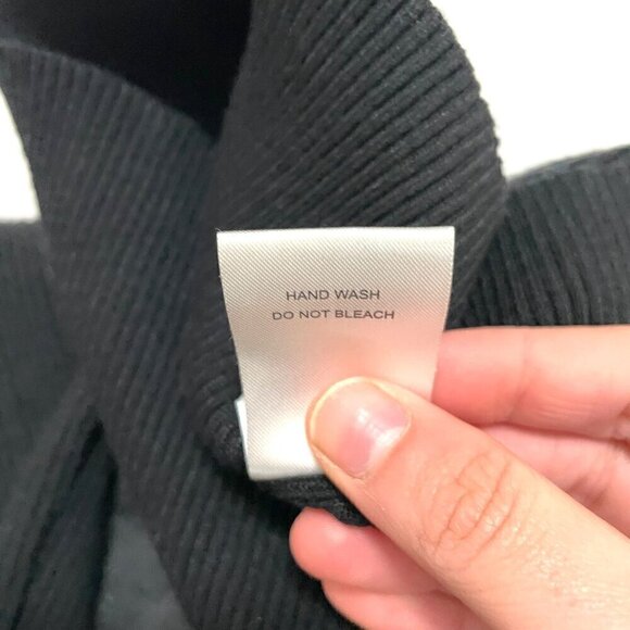 ChicWish Black Bow Long Sleeve Ribbed Knit Fitted Top Size M - Picture 5 of 5